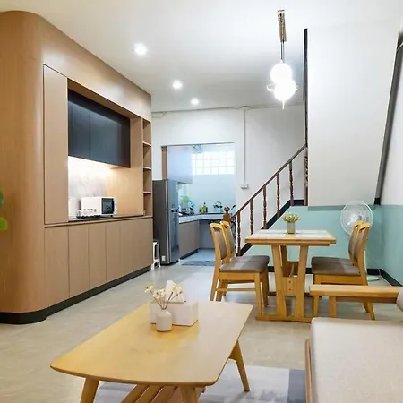 Entire House 2 Bedrooms 120 Square Meter